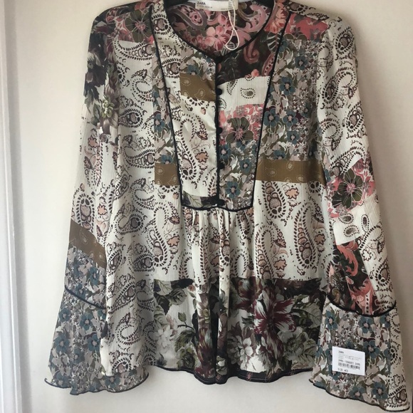 Zara Tops - Zara Multi Color Flower Blouse. So pretty ❤️